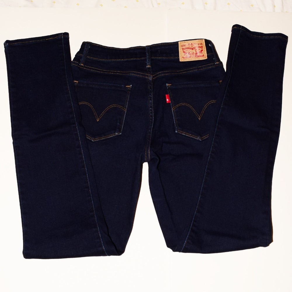 Levi's Mid Rise Skinny Jeans